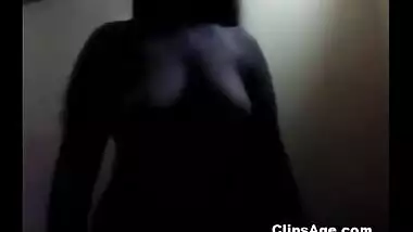 Tamil girl nude bath selfie video leaked to internet