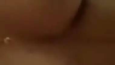 Sexy Desi woman with natural tits could be a good porn actress