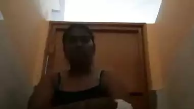 Bubbly Indian GF first time boobs show on cam