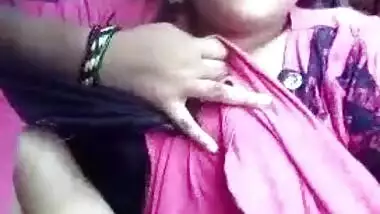 Desi cute village girl live show on selfie cam