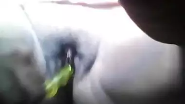 Desi girl chose XXX screwdriver as sex toy for chudai masturbation