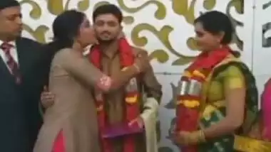 Aisi saadi me kaun kaun jana pasand karega