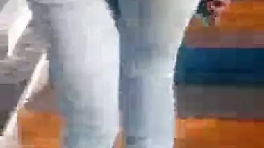 Mumbai Girl with Big Beautiful Ass..