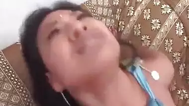 Brutal sex enjoyed by the desi call girl